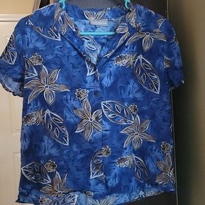 Croft and Barrow gently used button down blouse
